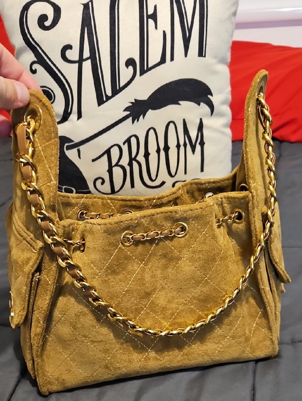 CHANEL Quilted Suede 25 Hobo Mini Bucket Bag in Mustard - Picture 5 of 10